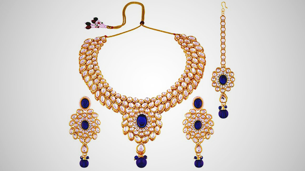Peora is a well-known brand in the jewelry industry.