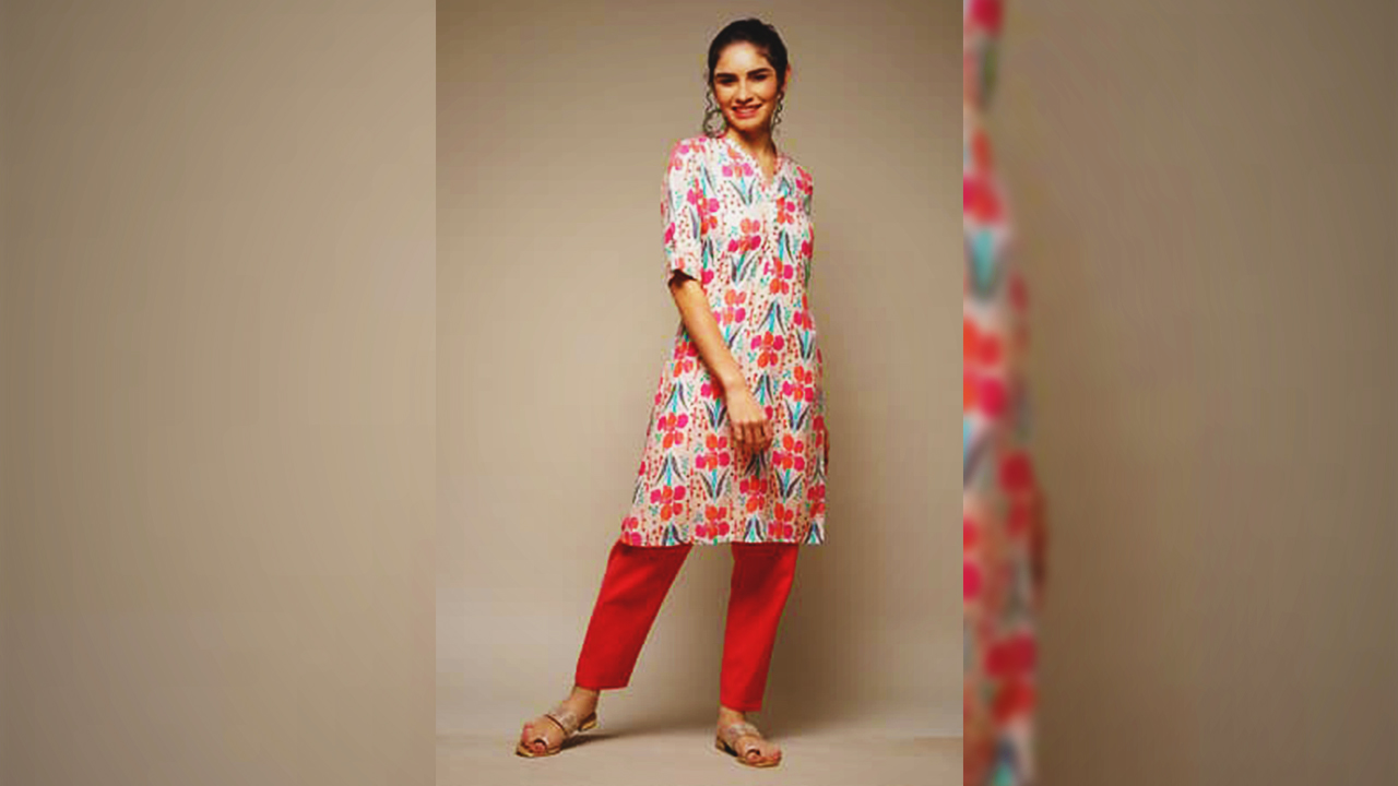 A go-to choice for fashionable and trendy kurtis.