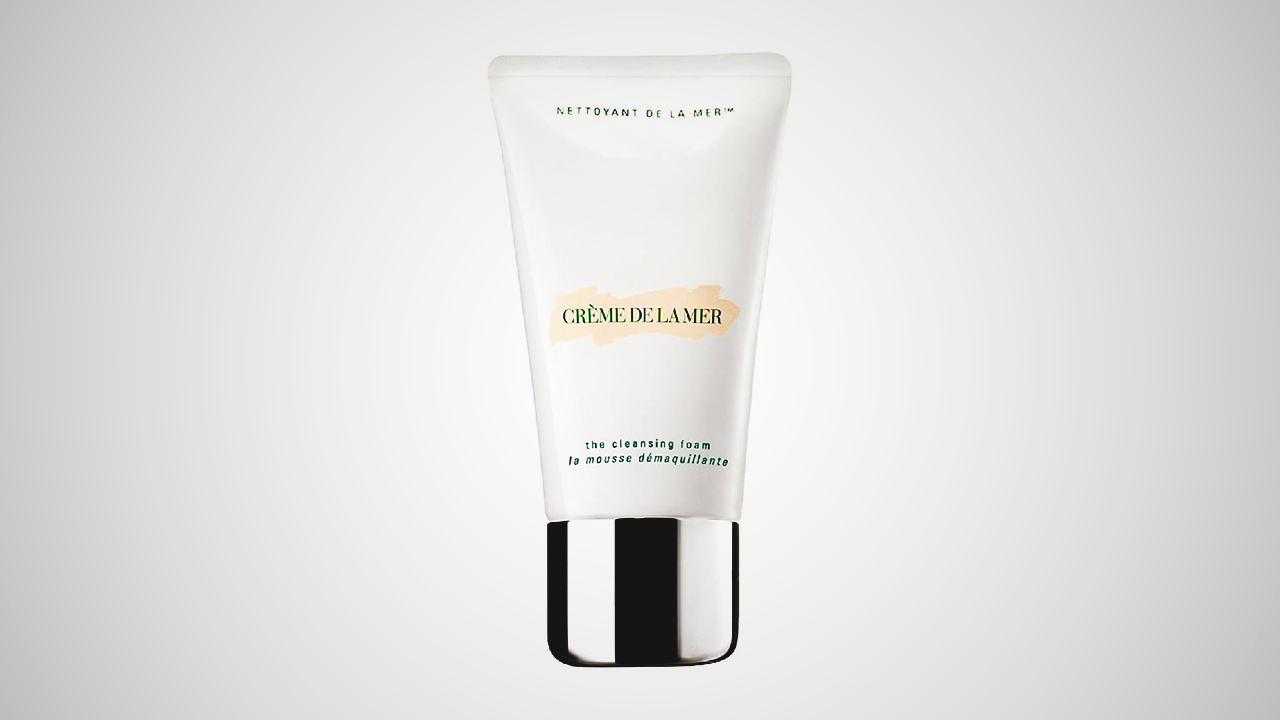A standout face wash known for its effectiveness on sensitive skin.