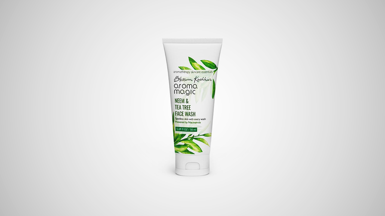 A top-performing facewash that effectively removes impurities and excess oil from oily skin.