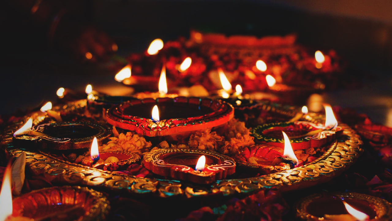 Widely recognized for its splendid celebrations, this festival showcases India's rich heritage. 