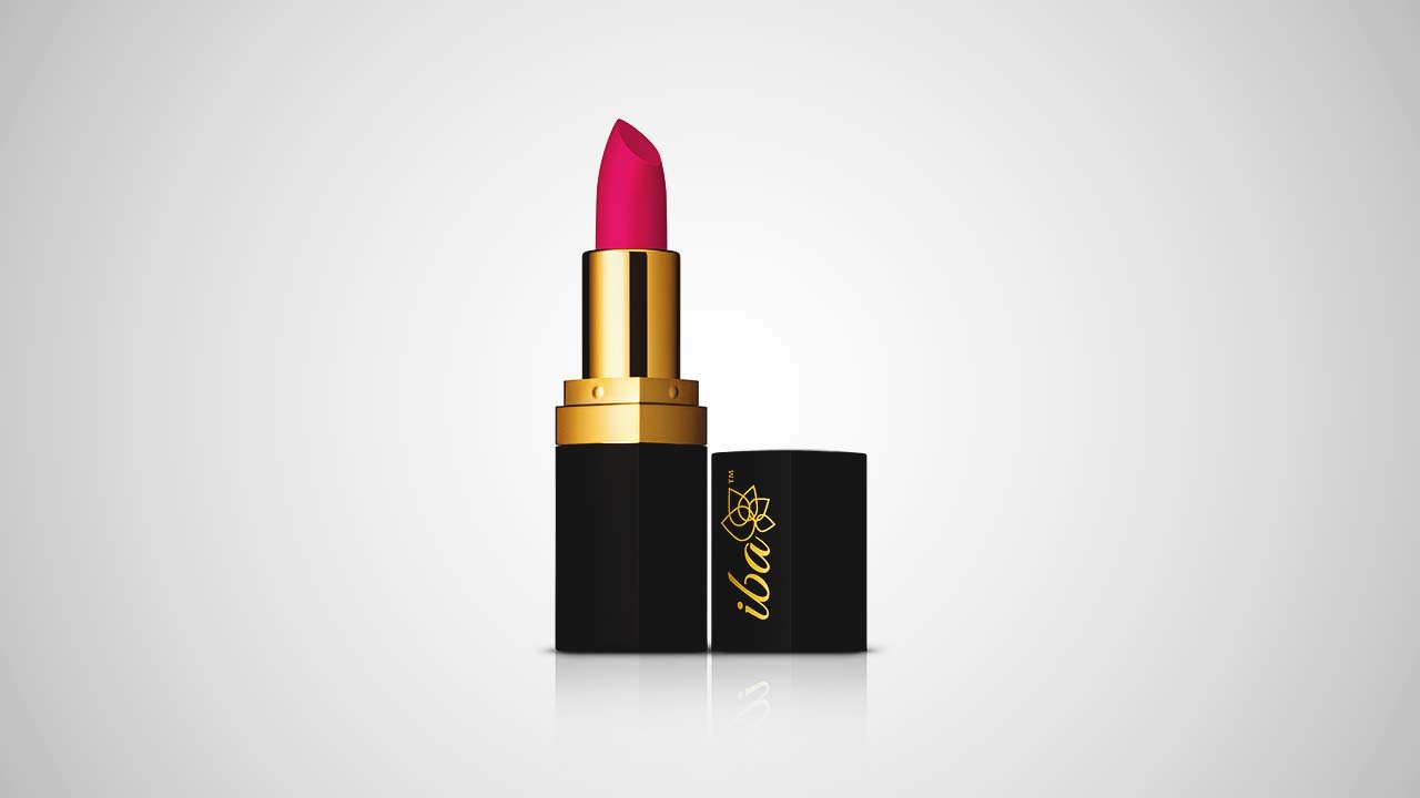 Discover a superb vegan lipstick option. 