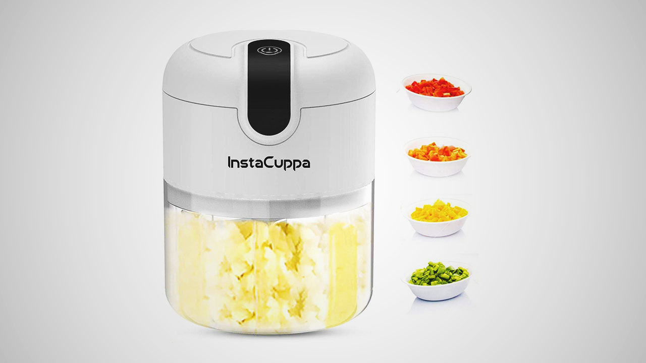 When it comes to electric appliances for chopping vegetables, this product is considered one of the best. 