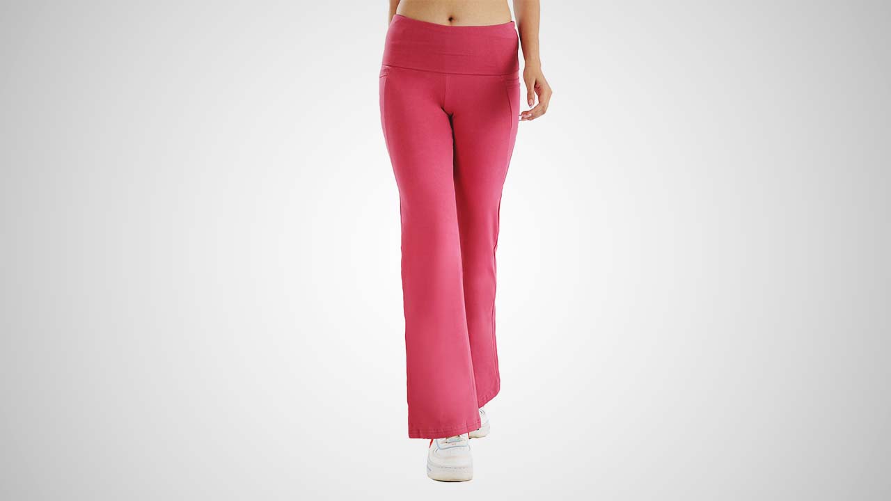 One of the premier brands for high-quality yoga pants designed for women. 
