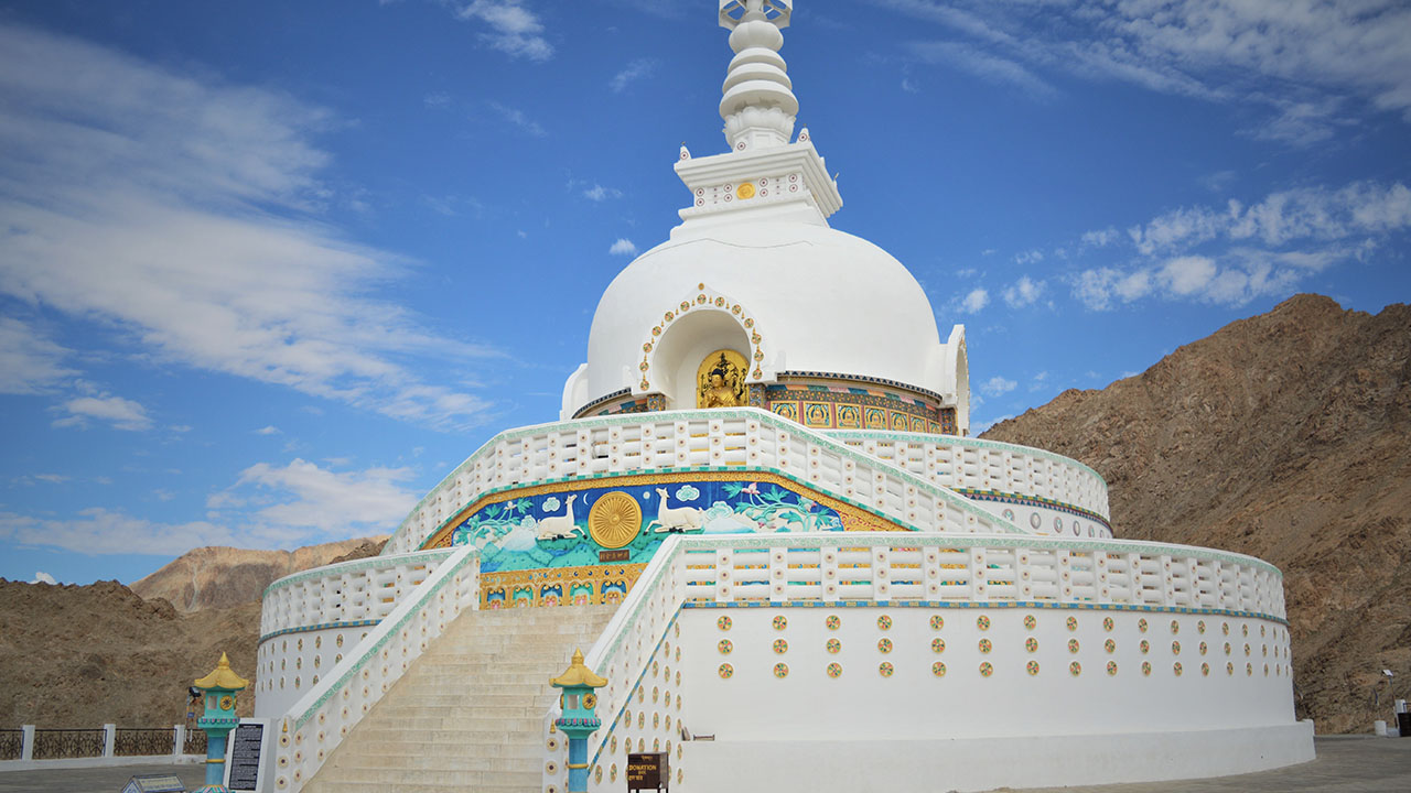 An extraordinary destination that captures Ladakh's essence. 